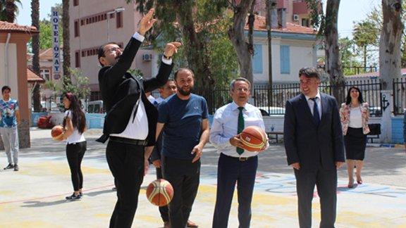 Lise Basketbol Takımları Arasında Turnuva Düzenlendi