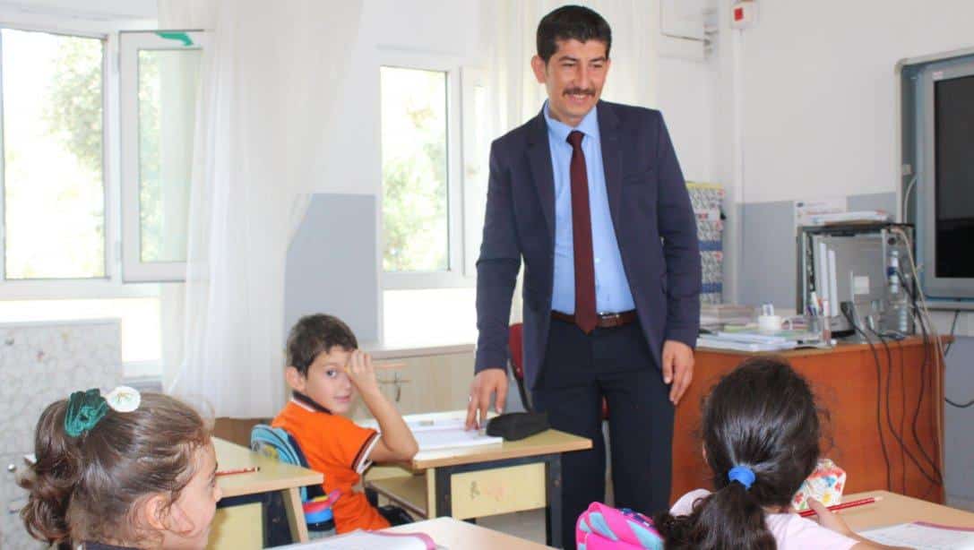 Milli Eğitim Müdürü KARAHAN Zeytinalanı Şeyh İlkokulu ve Zeytinalanı Şeyh Ortaokulunu Ziyaret Etti