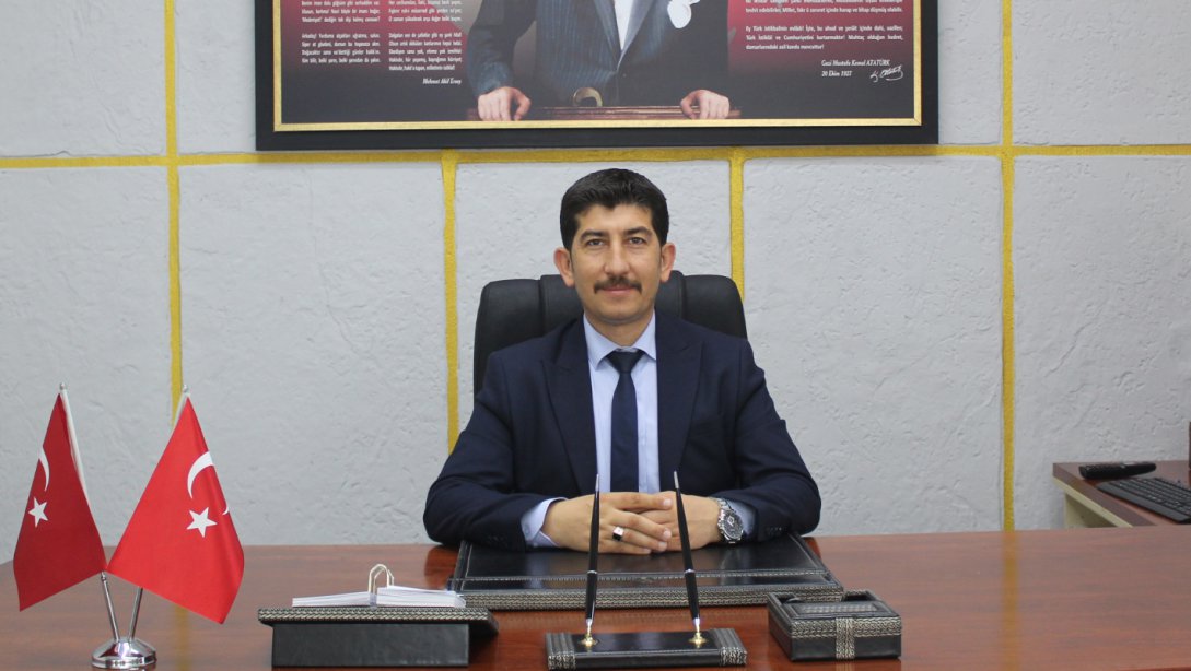 Milli Eğitim Müdürü Kerem KARAHAN'ın 19 Mayıs Atatürk'ü Anma, Gençlik ve Spor Bayramı Mesajı