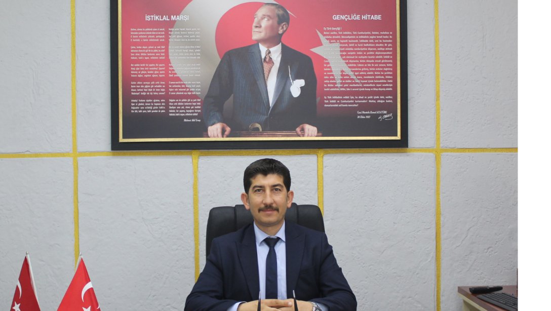 Milli Eğitim Müdürü Kerem KARAHAN'ın Cumhuriyetimizin 100. Yıl Dönümü ve 29 Ekim Cumhuriyet Bayramı Mesajı