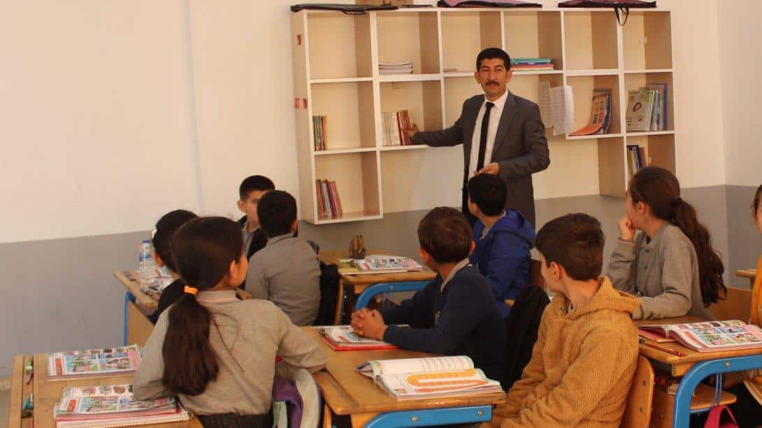 Milli Eğitim Müdürü Kerem KARAHAN  LGS'ye Hazırlanan Öğrencilerimize Tavsiyelerde Bulundu